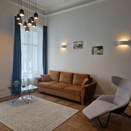 Apartman Knorring 11 *